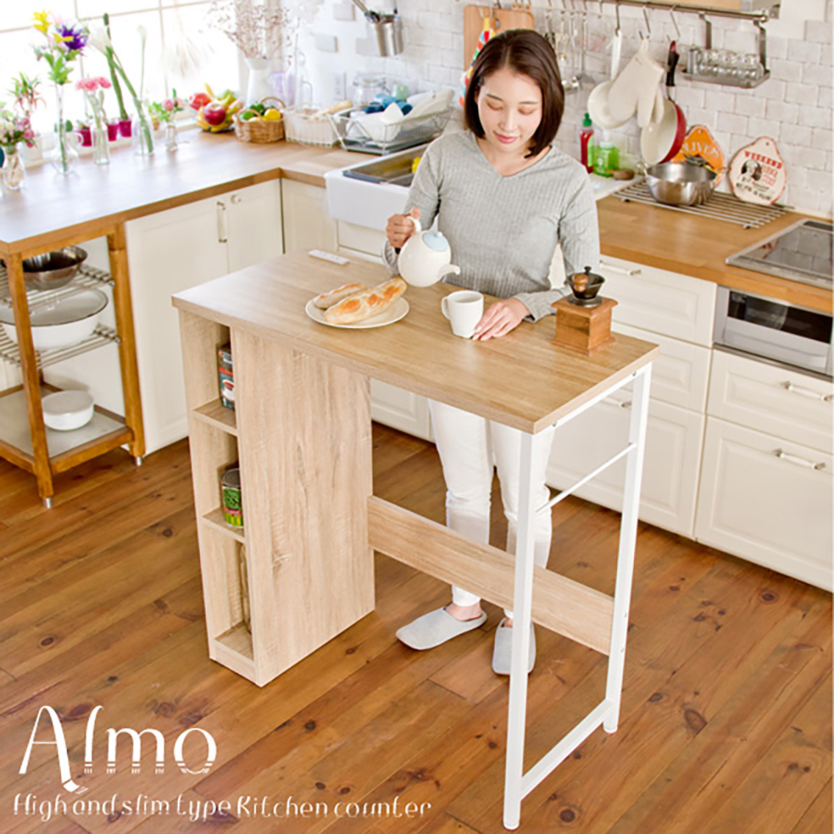 【カントリー調/美品】 木目天板のキッチンカウンター 食器棚 (コンセント付き) カントリー調/美品】 木目天板のキッチンカウンター 食器棚