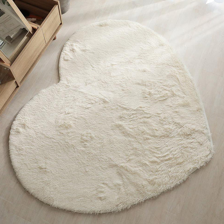 ラグ シャギーラグ 150x130cm ハート形 シフォン 7色対応 滑り