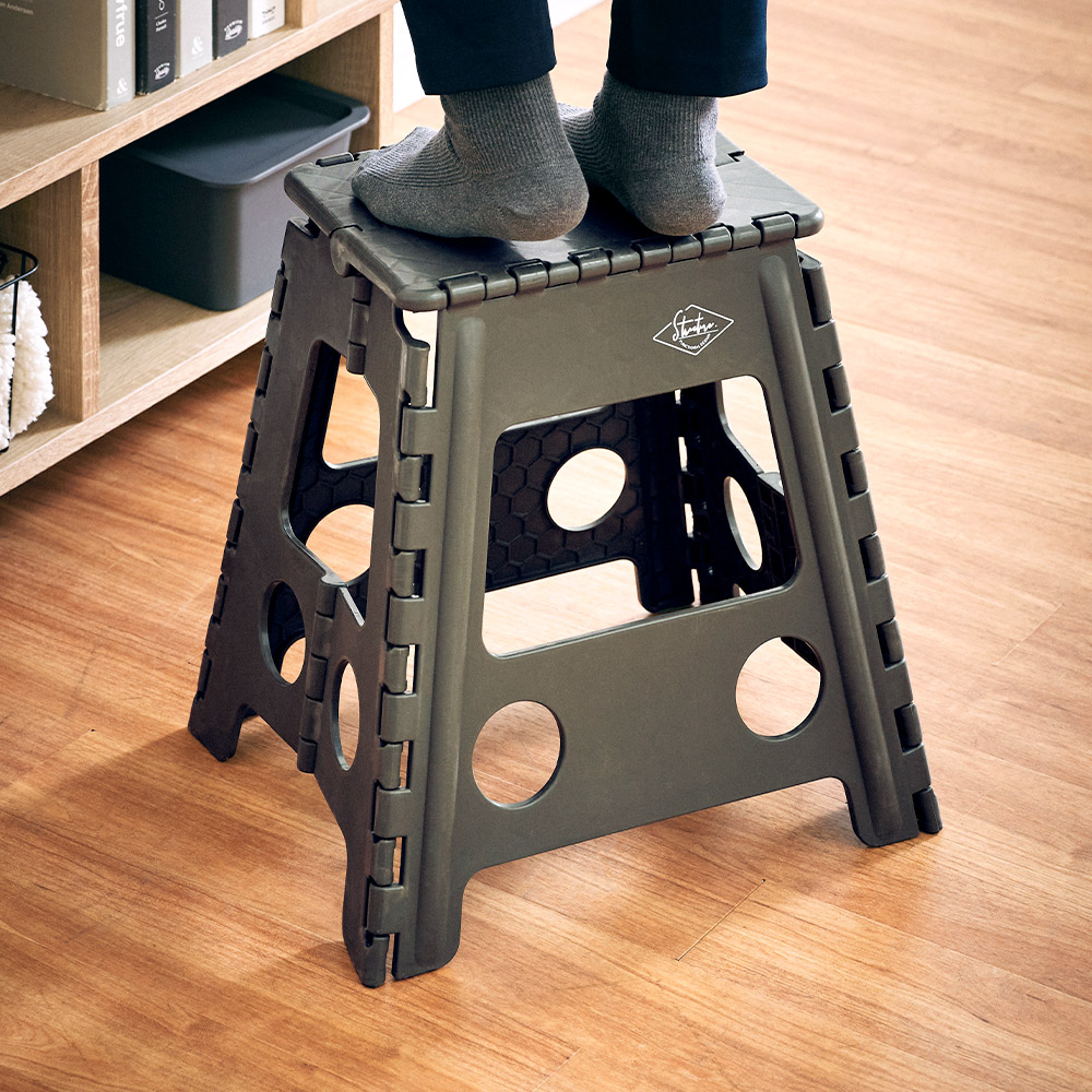 折りたたみ アウトドアチェア Structure Folding Step Stool(フォールディングステップスツール) H39cm  3色対応の通販情報 - 家具通販のわくわくランド 本店