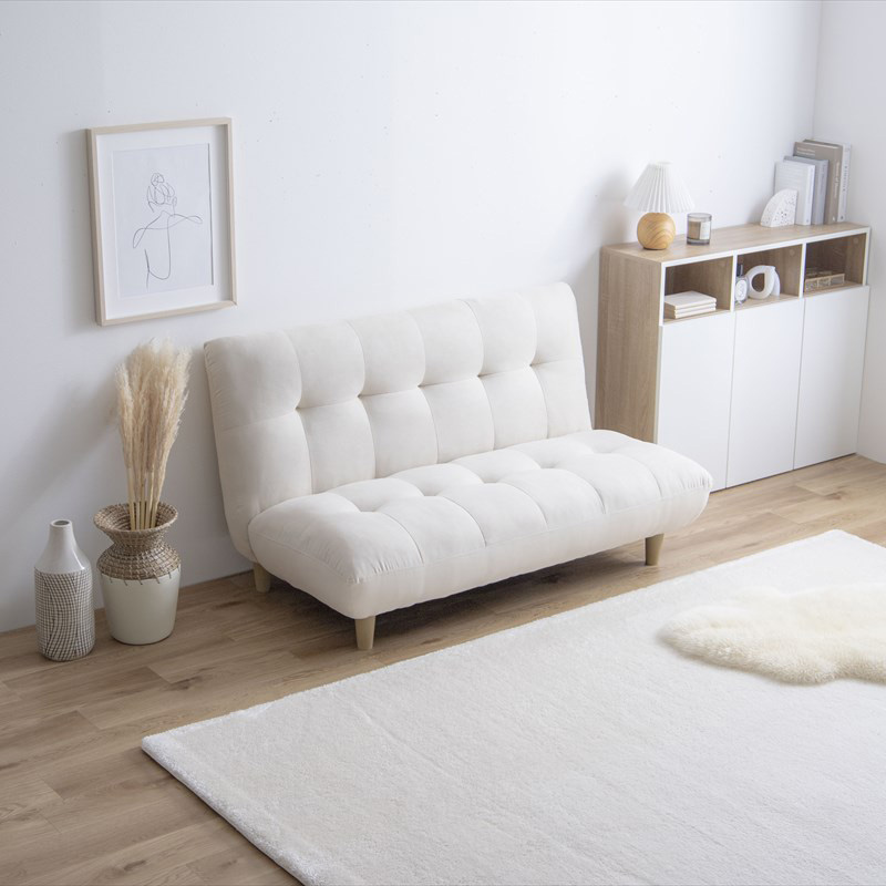 unico ウニコ　MOLN モルン　二人掛けソファ 人気のunico(ウニコ)よりMOLN(モルン) レザー 2シーターソファーです